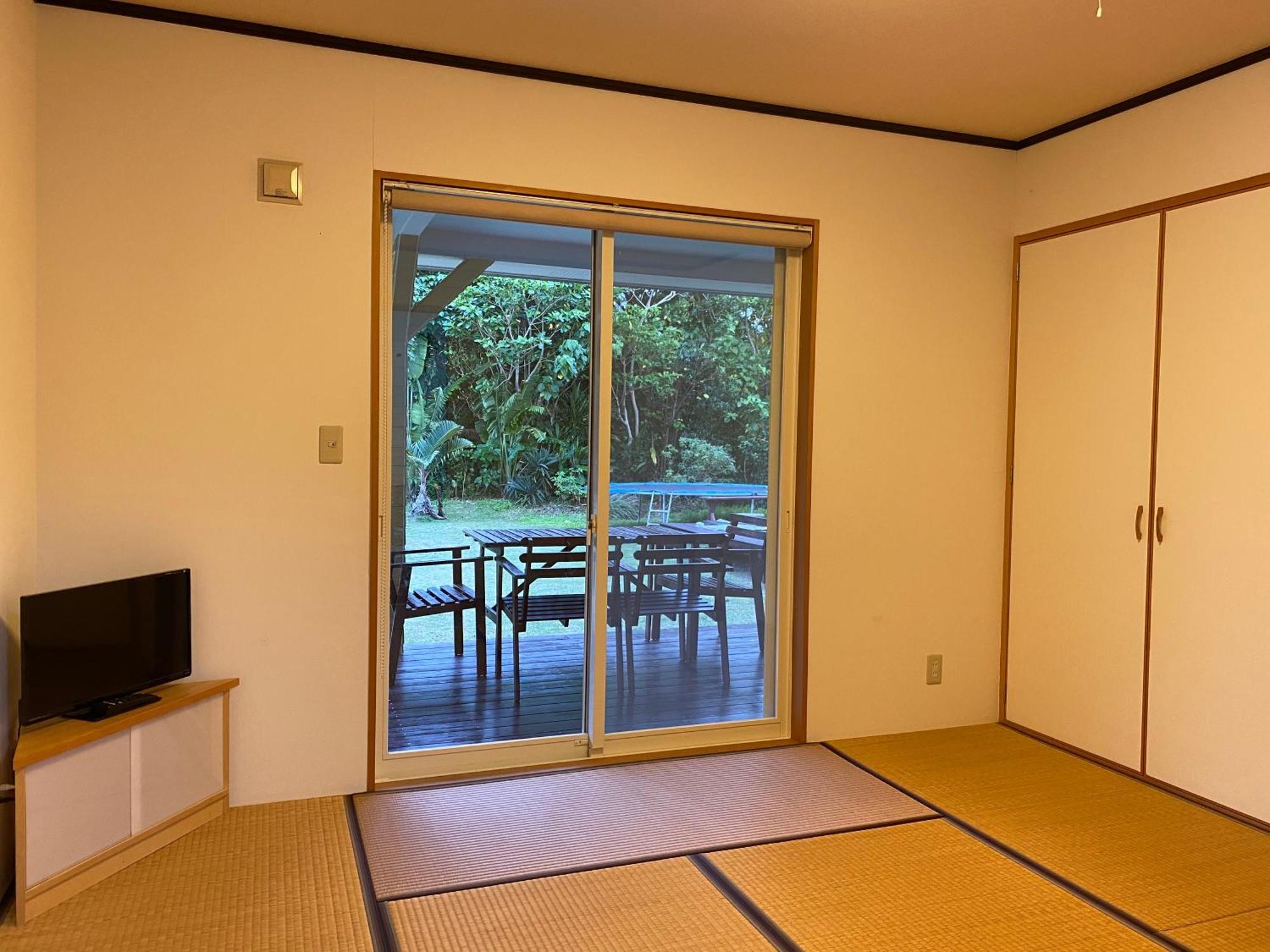 Guest House Annsea Ishigaki  Exteriör bild